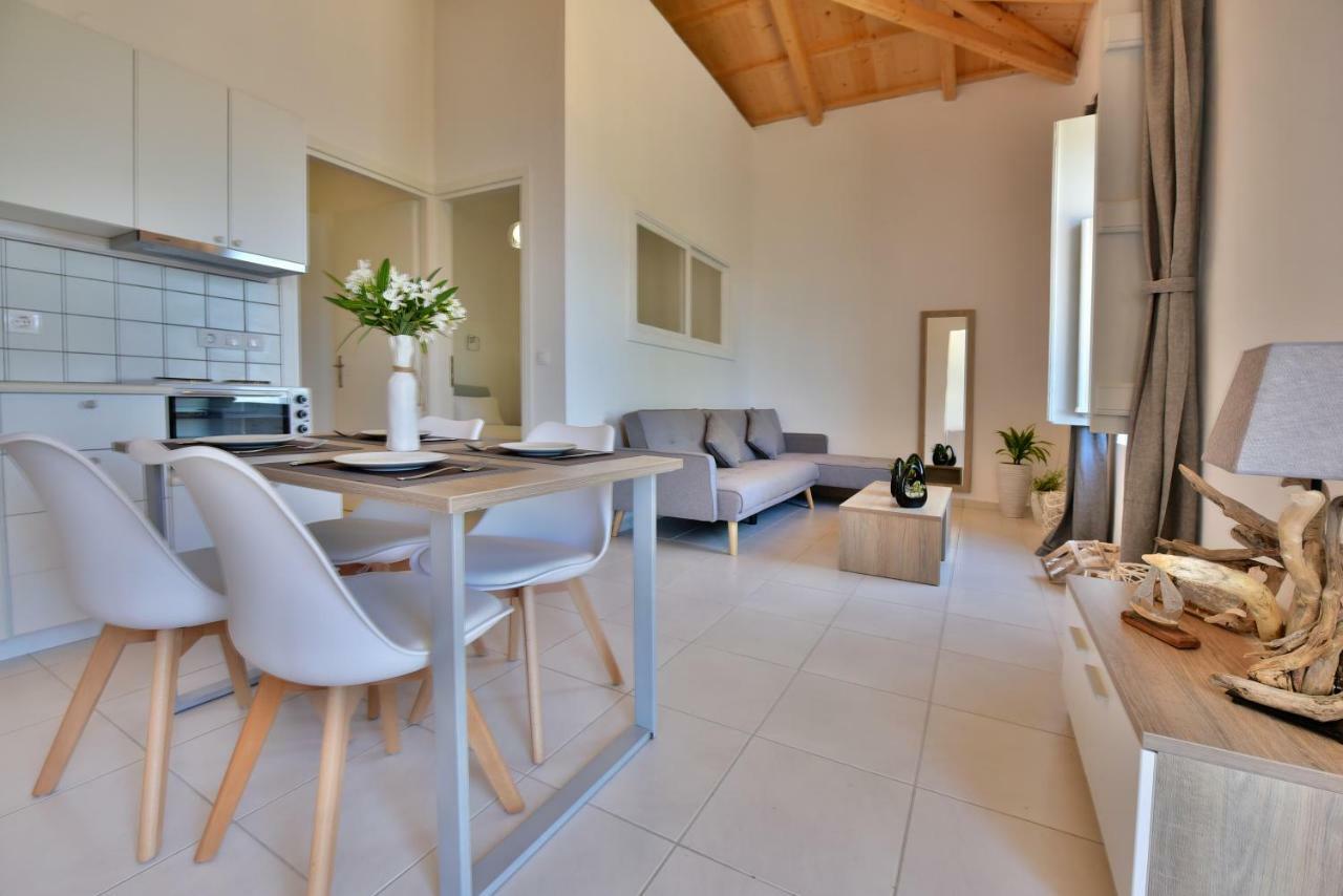 Douskos Beach House Apartman Ídra Kültér fotó